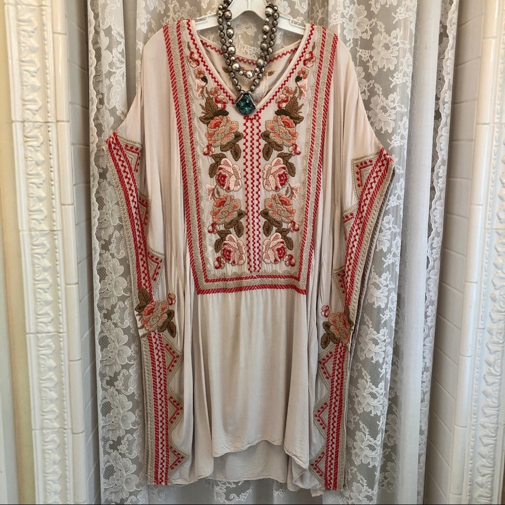 JOHNNY WAS * Cream Floral Embroidered Poncho Top / Coverup
